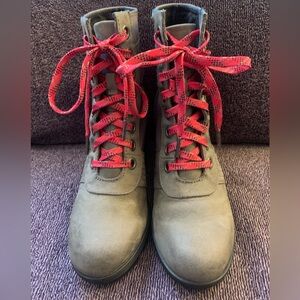 Sorel Lexie Wedge Boots, size 7.5 women’s, waterproof, worn 2x, Great condition